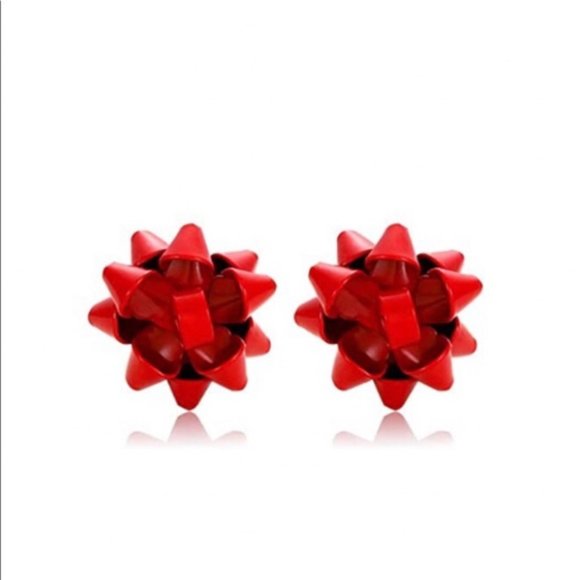 3x Christmas Bow Stud Earrings, Red, Gold, & Green - Picture 5 of 6